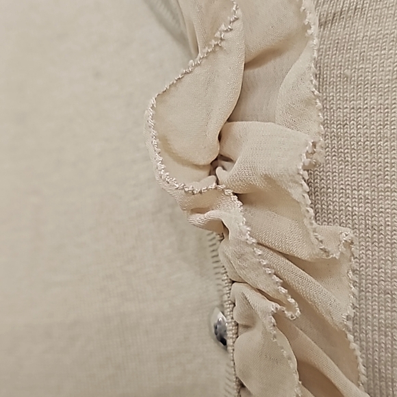 Nwot Philosophy by Republic Tan Ruffled 3/4 Sleeve Cardigan w/Silver Bead Button - Picture 15 of 15
